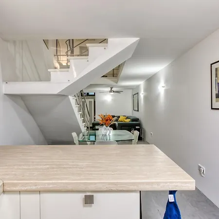 An Amazing 2br With A Special Private Rooftop By 360 Estates Holiday home *