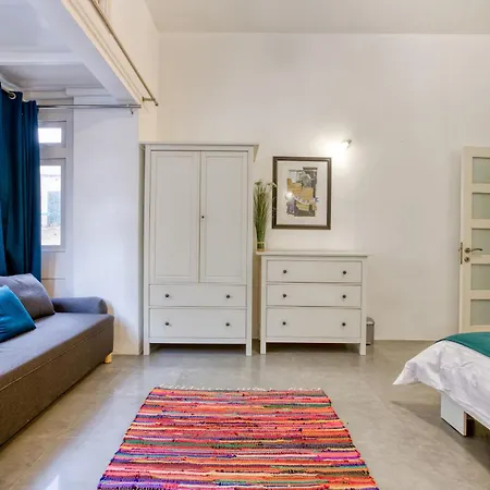 An Amazing 2br With A Special Private Rooftop By 360 Estates * スリーマ