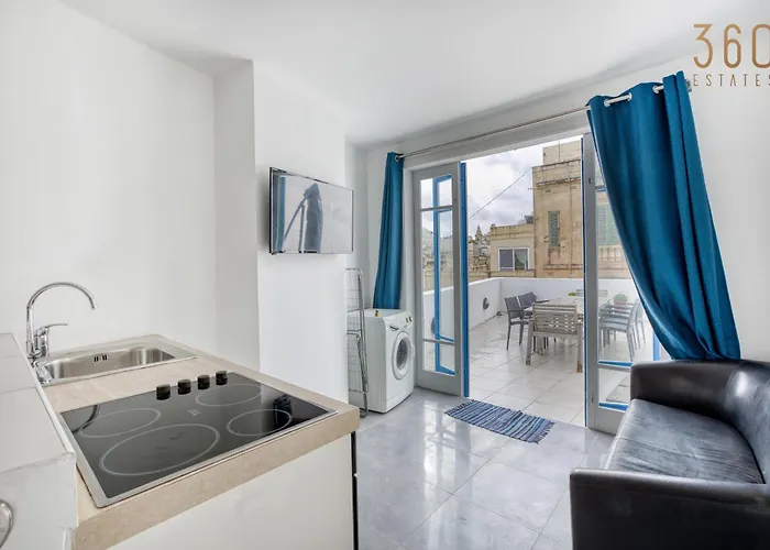 펜션 An Amazing 2br With A Special Private Rooftop By 360 Estates 슬리에마