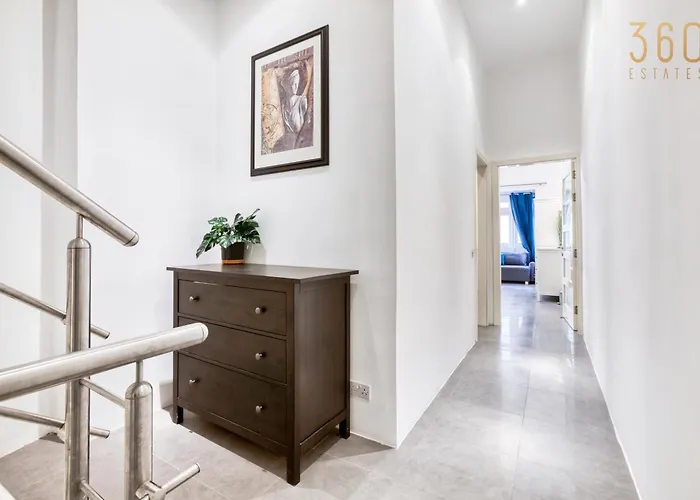 펜션 An Amazing 2br With A Special Private Rooftop By 360 Estates *