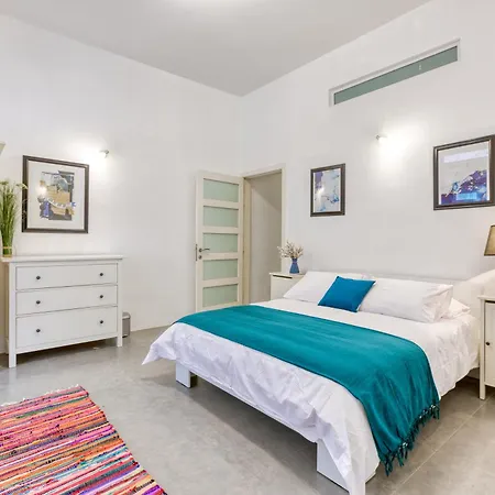 An Amazing 2br With A Special Private Rooftop By 360 Estates Sliema