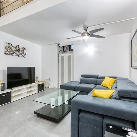 An Amazing 2br With A Special Private Rooftop By 360 Estates * Sliema